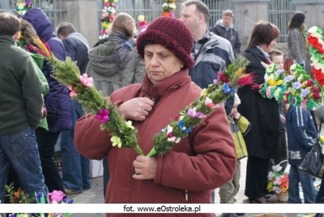 Niedziela Palmowa w Łysych (28.03.2010) - zdjęcie #25 - eOstroleka.pl