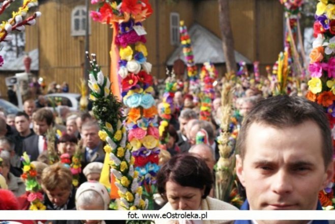 Niedziela Palmowa w Łysych (28.03.2010) - zdjęcie #9 - eOstroleka.pl