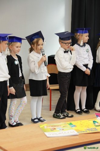 Pasowanie na ucznia w Szkole Podstawowej w Chudku [ZDJĘCIA] - zdjęcie #5 - eOstroleka.pl