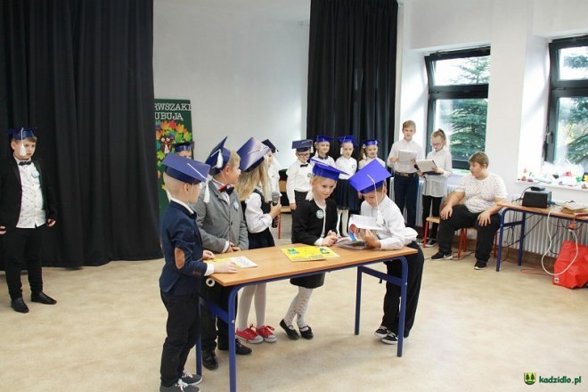Pasowanie na ucznia w Szkole Podstawowej w Chudku [ZDJĘCIA] - zdjęcie #7 - eOstroleka.pl