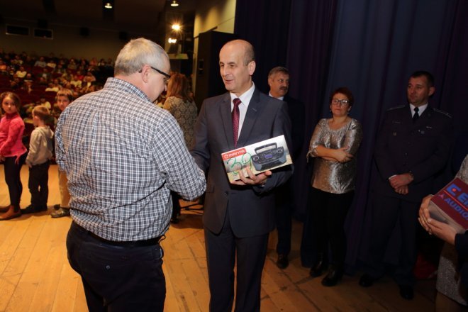 Honorowi krwiodawcy z Ostrołęki i regionu odznaczeni [ZDJĘCIA] - zdjęcie #11 - eOstroleka.pl