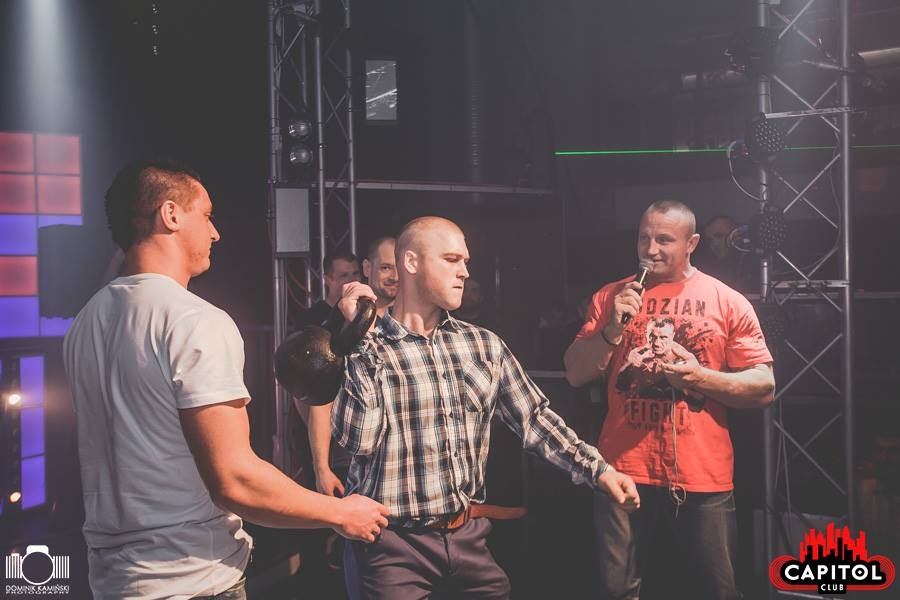  Mariusz Pudzianowski & Pudzian Band - Andrzejki w Capitolu [25.11.2017] - zdjęcie #58 - eOstroleka.pl