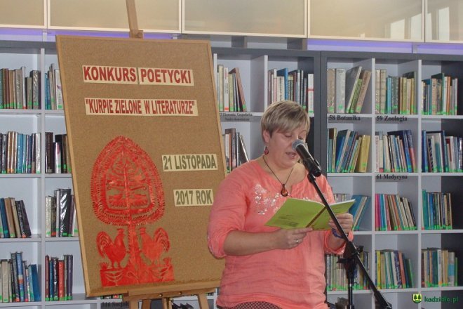 Podsumowanie konkursu poetyckiego „Kurpie Zielone w Literaturze” [ZDJĘCIA] - zdjęcie #21 - eOstroleka.pl