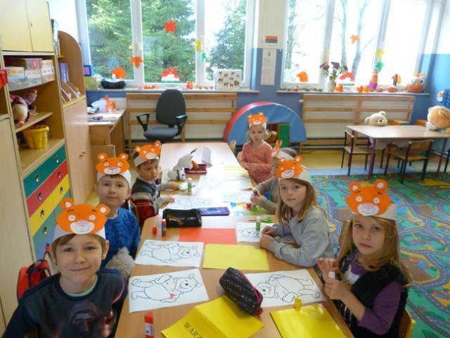 Dzień Pluszowego Misia w Szkole Podstawowej w Siarczej Łącze [ZDJĘCIA] - zdjęcie #1 - eOstroleka.pl