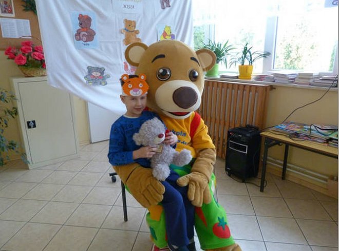 Dzień Pluszowego Misia w Szkole Podstawowej w Siarczej Łącze [ZDJĘCIA] - zdjęcie #9 - eOstroleka.pl