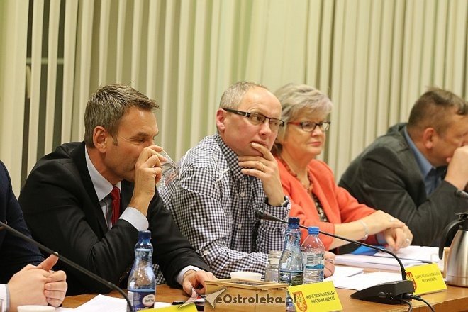 Nadzwyczajna sesja rady miasta Ostrołęki [29.11.2017] - zdjęcie #8 - eOstroleka.pl
