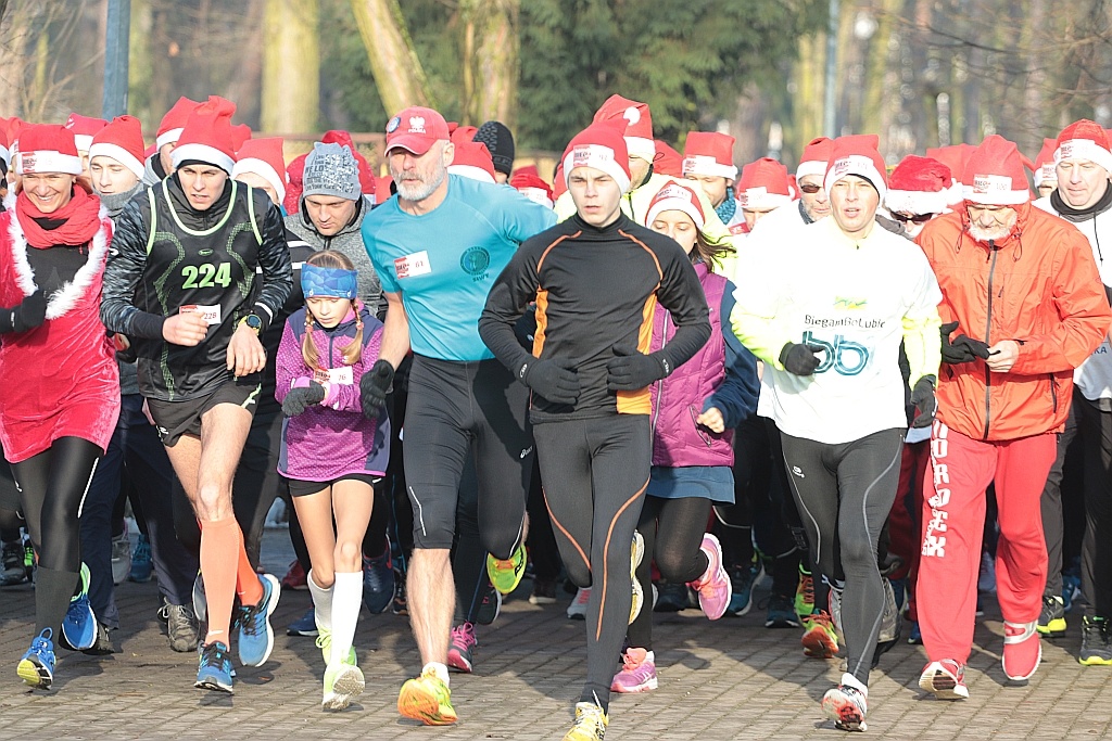Rodzinny bieg mikołajkowy [03.12.2017] - zdjęcie #12 - eOstroleka.pl
