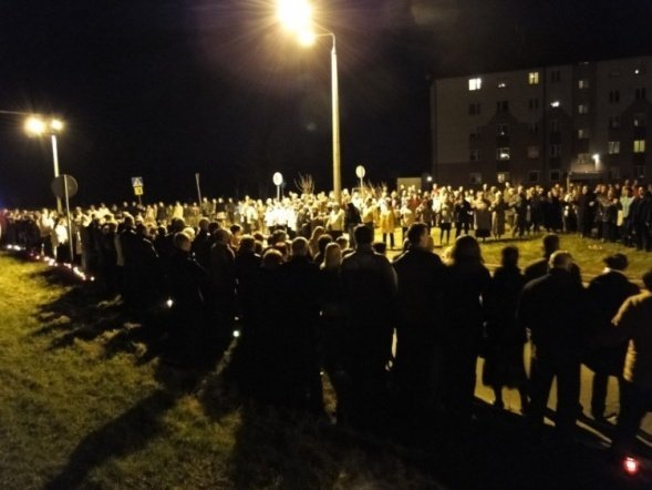 Obchody 5 rocznicy śmierci Jana Pawła II (02.04.2010) - zdjęcie #15 - eOstroleka.pl