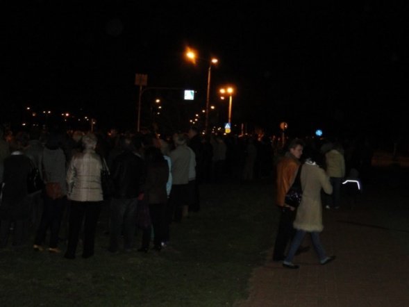 Obchody 5 rocznicy śmierci Jana Pawła II (02.04.2010) - zdjęcie #9 - eOstroleka.pl