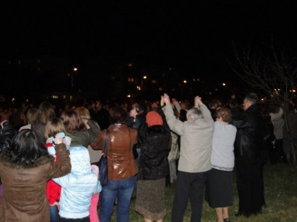 Obchody 5 rocznicy śmierci Jana Pawła II (02.04.2010) - zdjęcie #8 - eOstroleka.pl