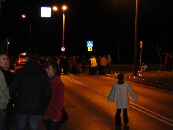 Obchody 5 rocznicy śmierci Jana Pawła II (02.04.2010) - zdjęcie #3 - eOstroleka.pl