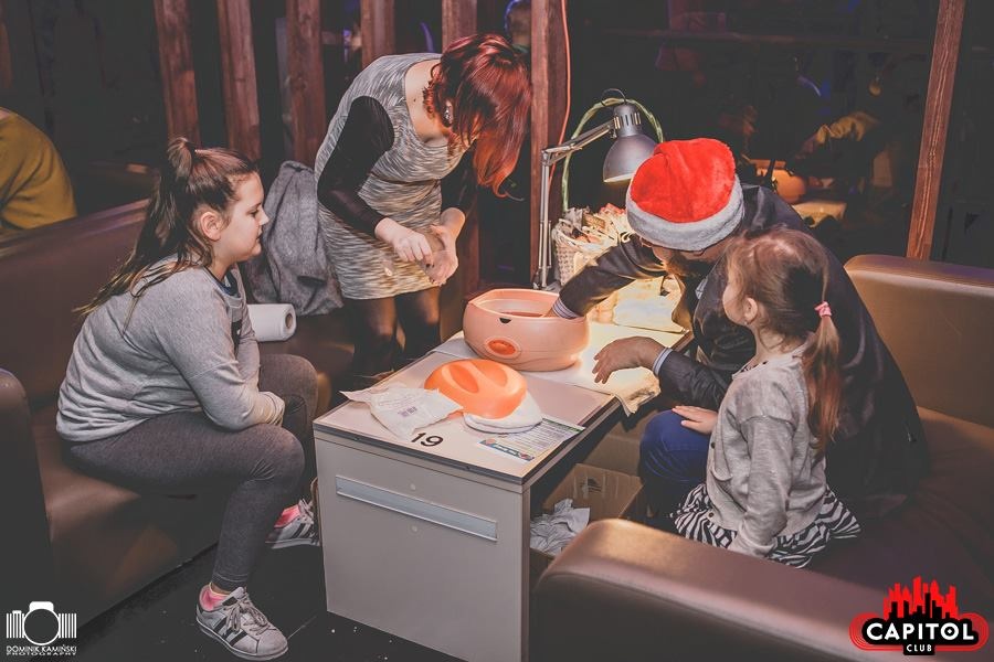 Kinder Party w Clubie Capitol Sypniewo [03.12.2017] - zdjęcie #143 - eOstroleka.pl