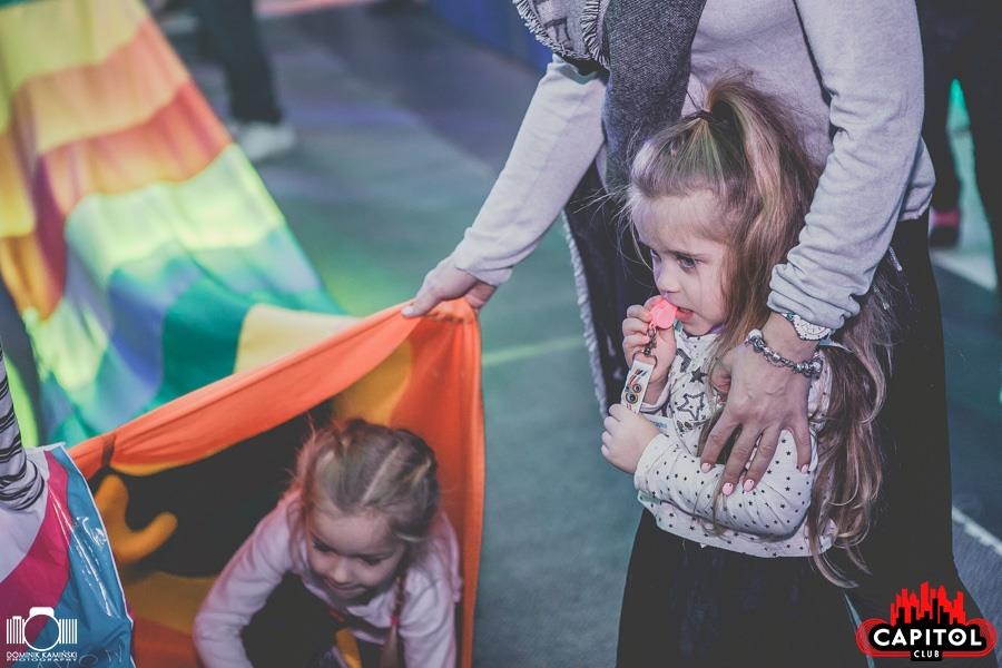 Kinder Party w Clubie Capitol Sypniewo [03.12.2017] - zdjęcie #129 - eOstroleka.pl