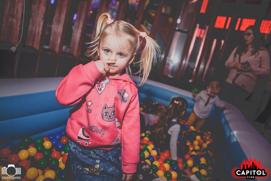 Kinder Party w Clubie Capitol Sypniewo [03.12.2017] - zdjęcie #122 - eOstroleka.pl