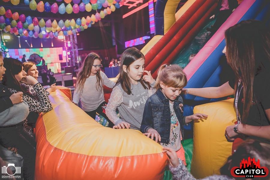 Kinder Party w Clubie Capitol Sypniewo [03.12.2017] - zdjęcie #108 - eOstroleka.pl