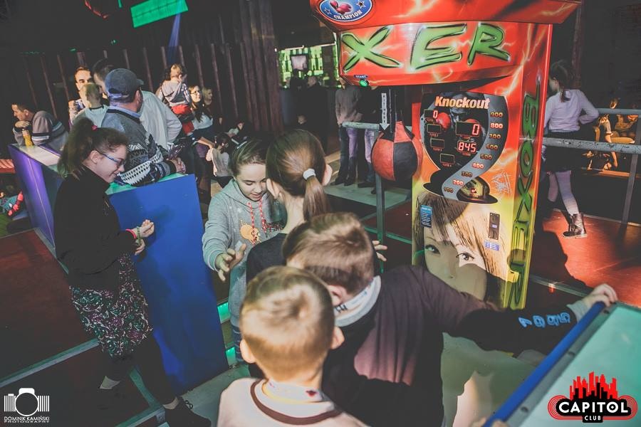 Kinder Party w Clubie Capitol Sypniewo [03.12.2017] - zdjęcie #68 - eOstroleka.pl