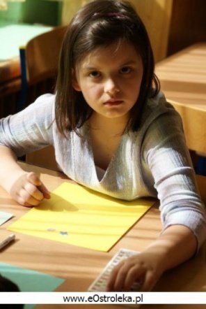 Malowanie życzeń w Przedszkolu Miejskim Nr 7 (03.04.2010) - zdjęcie #17 - eOstroleka.pl