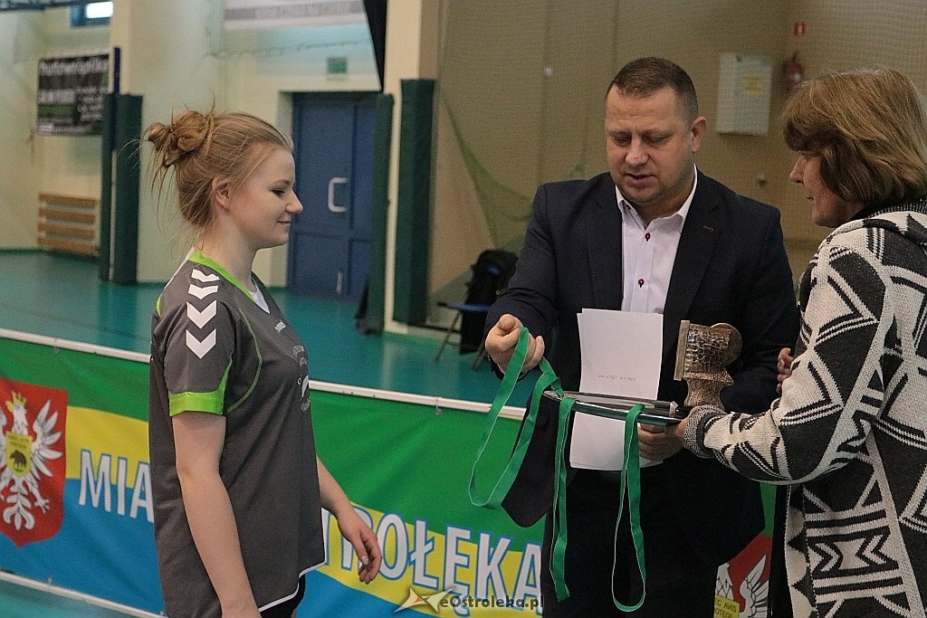 Mistrzostwa Ostrołęki szkół średnich w tenisie stołowym dziewcząt [05.12.2017] - zdjęcie #10 - eOstroleka.pl