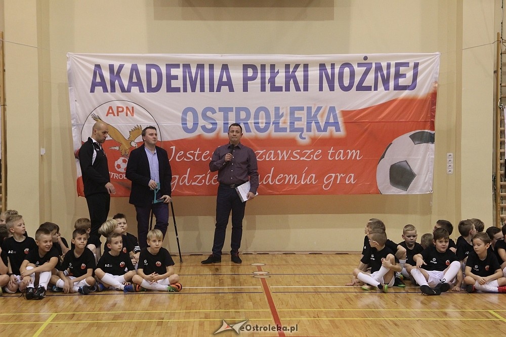 Wigilia i podsumowanie roku Akademii Piłki Nożnej 2017 [08.12.2017] - zdjęcie #257 - eOstroleka.pl