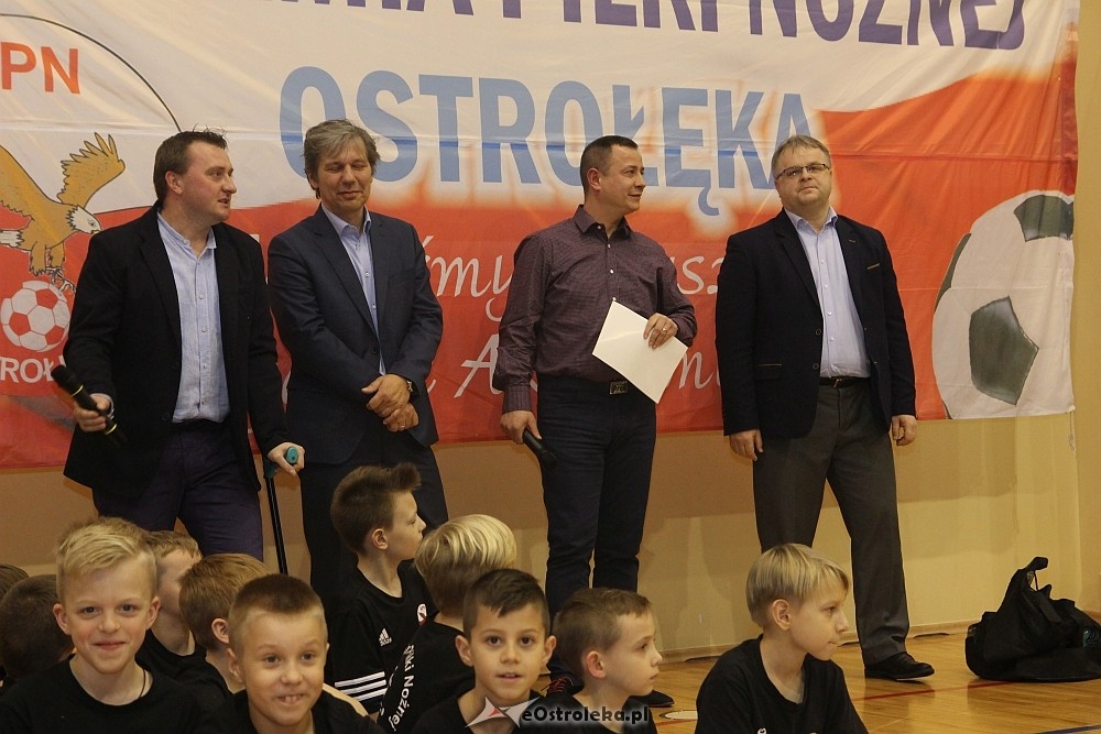 Wigilia i podsumowanie roku Akademii Piłki Nożnej 2017 [08.12.2017] - zdjęcie #236 - eOstroleka.pl