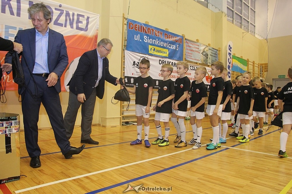 Wigilia i podsumowanie roku Akademii Piłki Nożnej 2017 [08.12.2017] - zdjęcie #128 - eOstroleka.pl