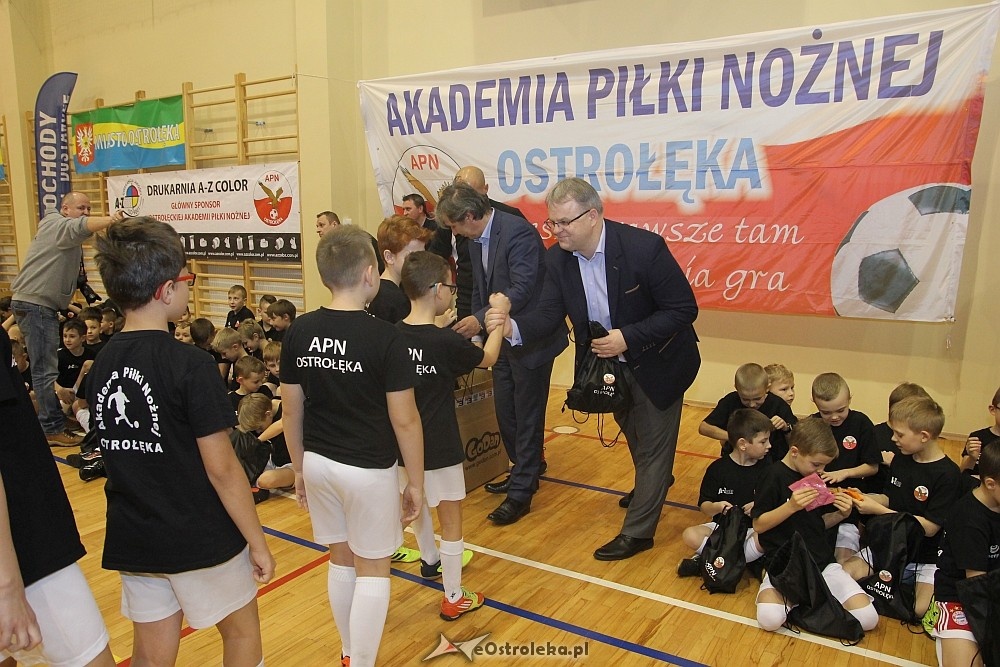 Wigilia i podsumowanie roku Akademii Piłki Nożnej 2017 [08.12.2017] - zdjęcie #69 - eOstroleka.pl
