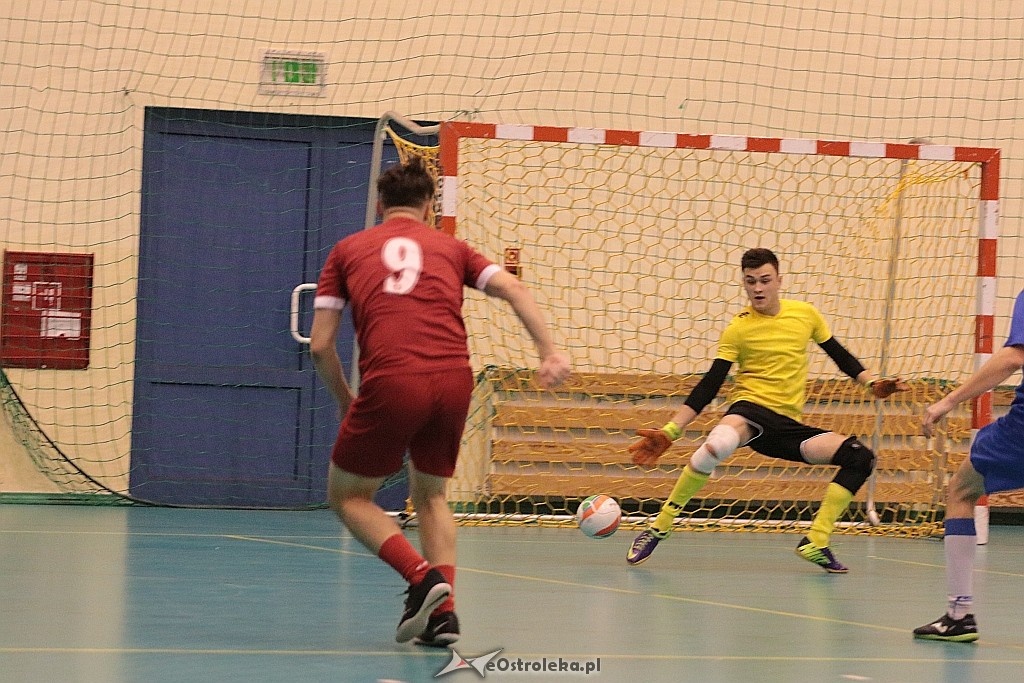 Nocna Liga Futsalu: 2 kolejka [09.12.2017] - zdjęcie #15 - eOstroleka.pl
