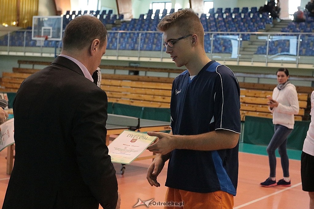 Mistrzostwa Ostrołęki szkół średnich w tenisie stołowym chłopców [11.12.2017] - zdjęcie #18 - eOstroleka.pl