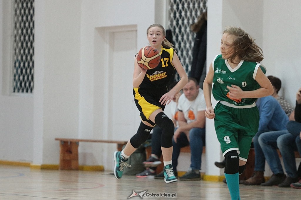 Unia Basket Ostrołęka U13 - Machynia Basketball Academy [10.12.2017] - zdjęcie #3 - eOstroleka.pl