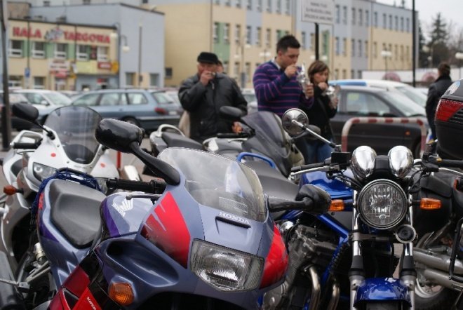Finał akcji Motoserce (10.04.2010) - zdjęcie #34 - eOstroleka.pl