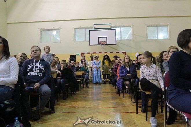 Jasełka w Szkole Podstawowej nr 6 [14.12.2017] - zdjęcie #15 - eOstroleka.pl