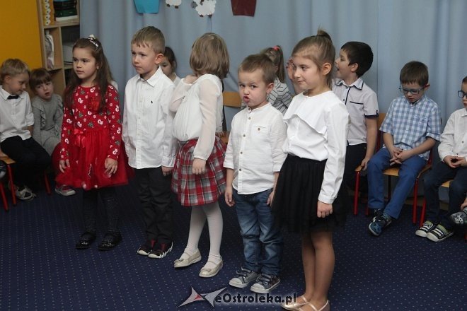 Jasełka w Przedszkolu Miejskim nr 17 Kraina Misiów [14.12.2017] - zdjęcie #133 - eOstroleka.pl