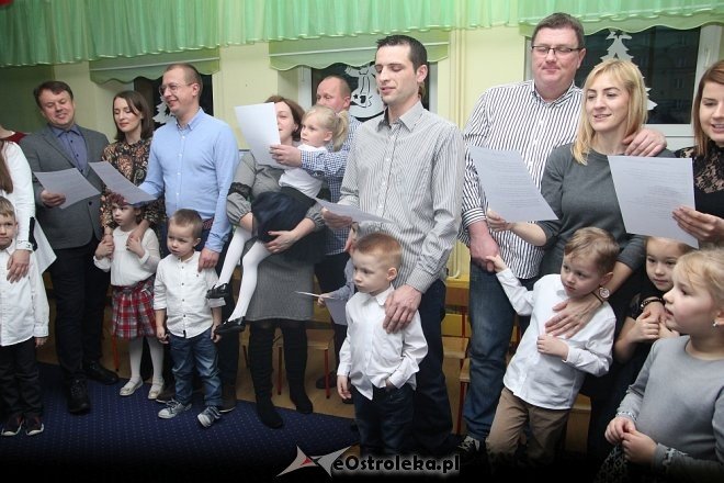 Jasełka w Przedszkolu Miejskim nr 17 Kraina Misiów [14.12.2017] - zdjęcie #122 - eOstroleka.pl