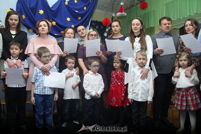 Jasełka w Przedszkolu Miejskim nr 17 Kraina Misiów [14.12.2017] - zdjęcie #108 - eOstroleka.pl