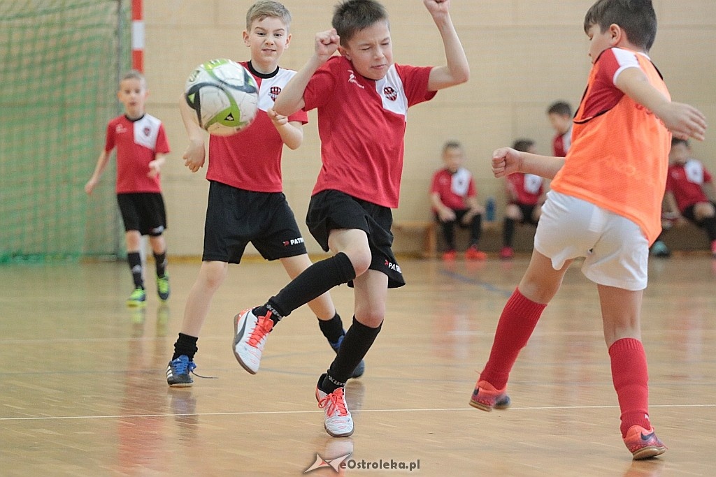 Turniej AMP Gool w Olszewie-Borkach [16.12.2017] - zdjęcie #69 - eOstroleka.pl