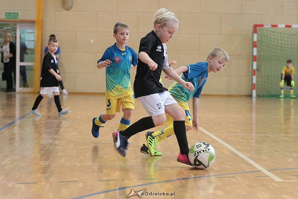 Turniej AMP Gool w Olszewie-Borkach [16.12.2017] - zdjęcie #43 - eOstroleka.pl