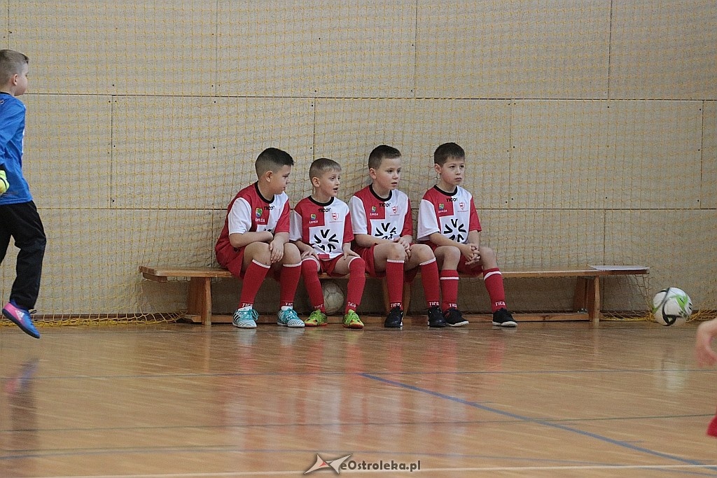 Turniej AMP Gool w Olszewie-Borkach [16.12.2017] - zdjęcie #38 - eOstroleka.pl