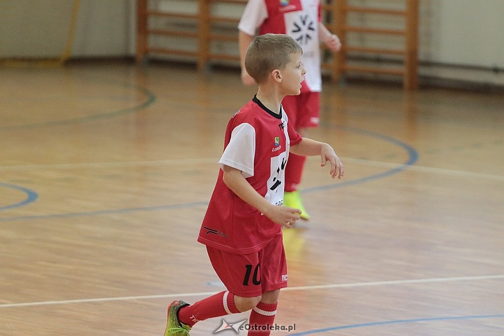 Turniej AMP Gool w Olszewie-Borkach [16.12.2017] - zdjęcie #37 - eOstroleka.pl