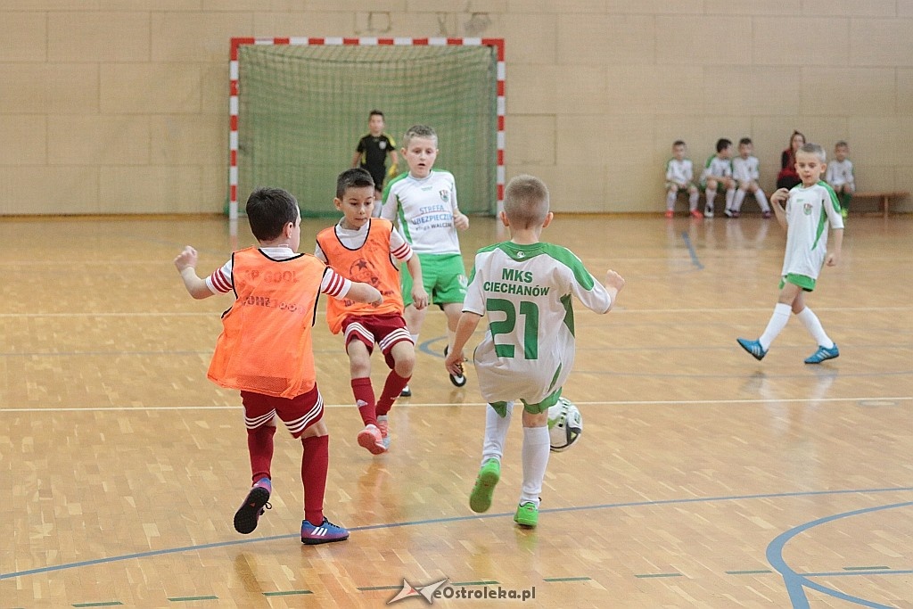 Turniej AMP Gool w Olszewie-Borkach [16.12.2017] - zdjęcie #25 - eOstroleka.pl