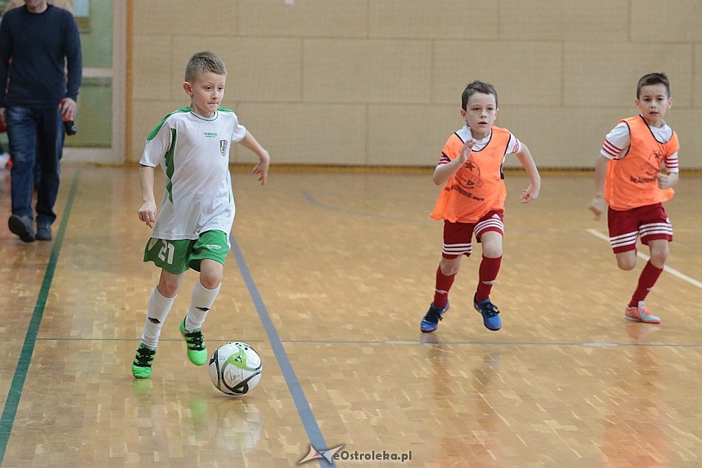 Turniej AMP Gool w Olszewie-Borkach [16.12.2017] - zdjęcie #15 - eOstroleka.pl
