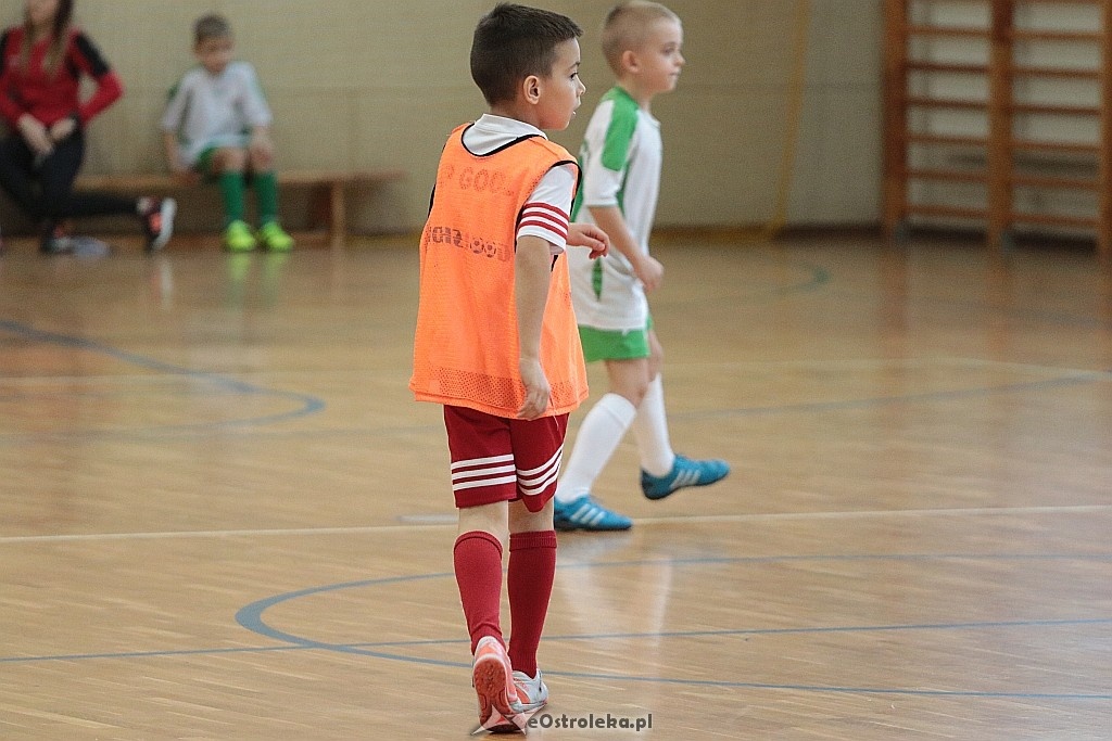Turniej AMP Gool w Olszewie-Borkach [16.12.2017] - zdjęcie #13 - eOstroleka.pl