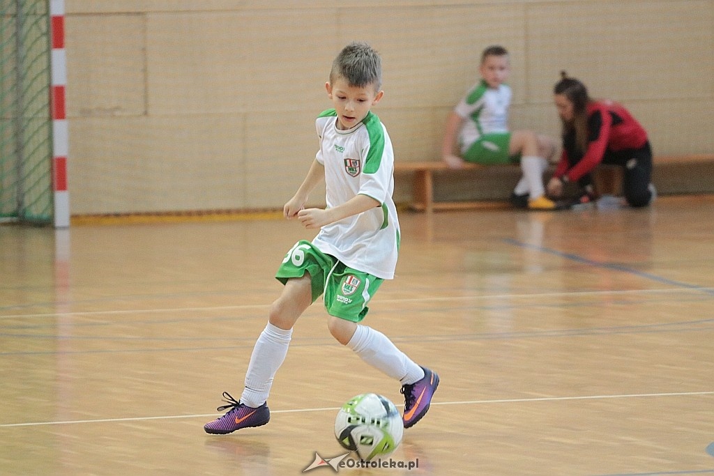 Turniej AMP Gool w Olszewie-Borkach [16.12.2017] - zdjęcie #11 - eOstroleka.pl