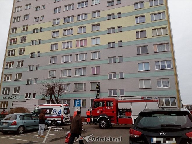 Interwencja strażaków przy ul. Reymonta [19.12.2017] - zdjęcie #5 - eOstroleka.pl