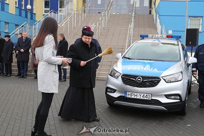 Przekazanie radiowozów ostrołęckiej policji [22.12.2017] - zdjęcie #29 - eOstroleka.pl