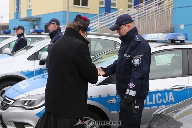 Przekazanie radiowozów ostrołęckiej policji [22.12.2017] - zdjęcie #33 - eOstroleka.pl