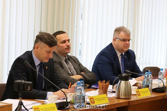 Sesja Rady Miasta Ostrołęki [28.12.2017] - zdjęcie #16 - eOstroleka.pl