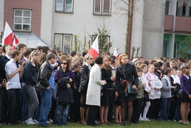 Marsz Pamięci (16.04.2010) - zdjęcie #21 - eOstroleka.pl