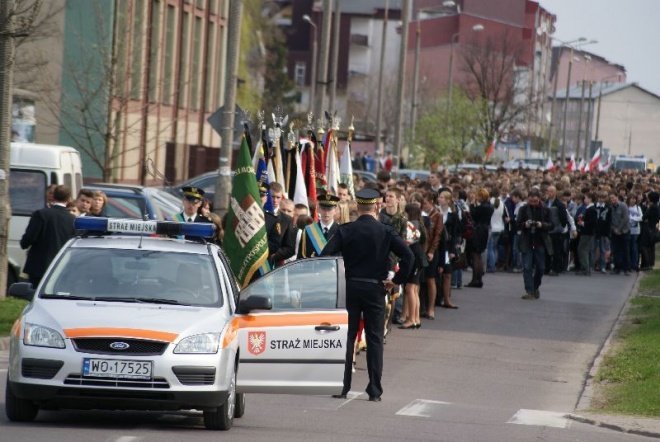 Marsz Pamięci (16.04.2010) - zdjęcie #55 - eOstroleka.pl