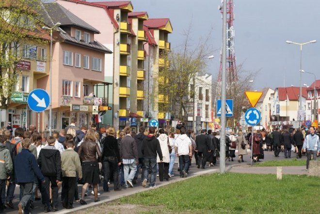 Marsz Pamięci (16.04.2010) - zdjęcie #78 - eOstroleka.pl