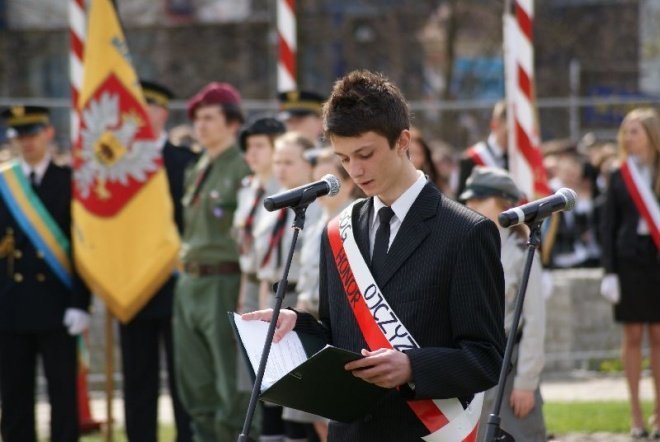 Marsz Pamięci (16.04.2010) - zdjęcie #98 - eOstroleka.pl